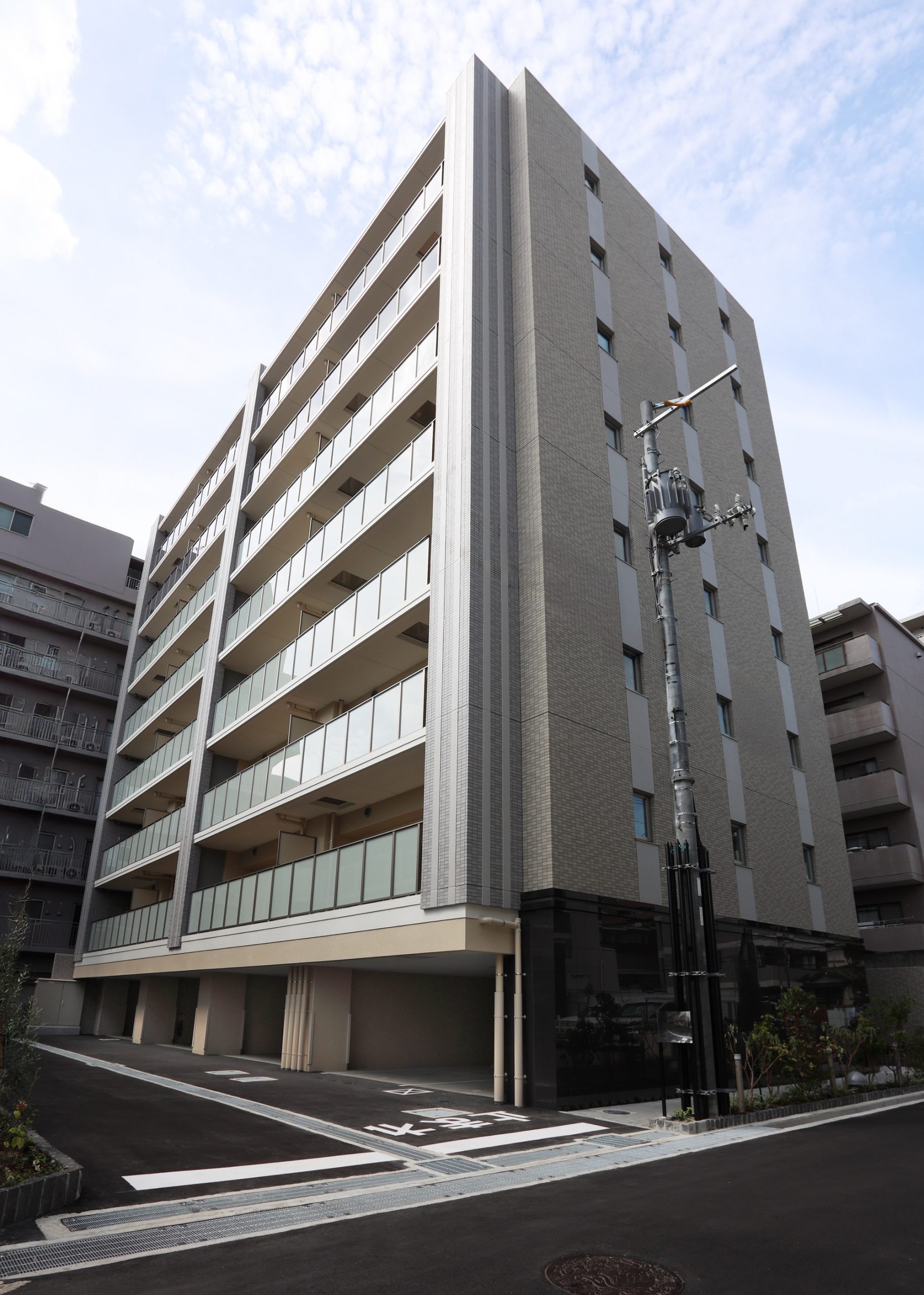 プレサンスロジェ伊丹西台