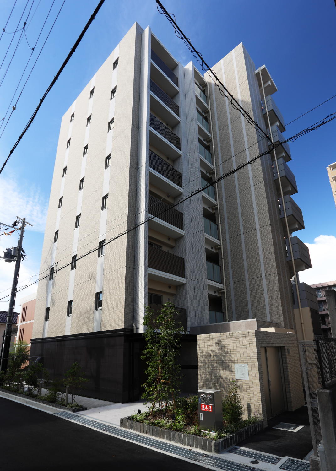 プレサンスロジェ伊丹西台